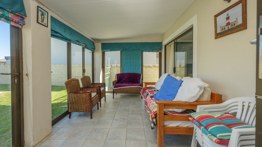 To Let 1 Bedroom Property for Rent in Agulhas Western Cape